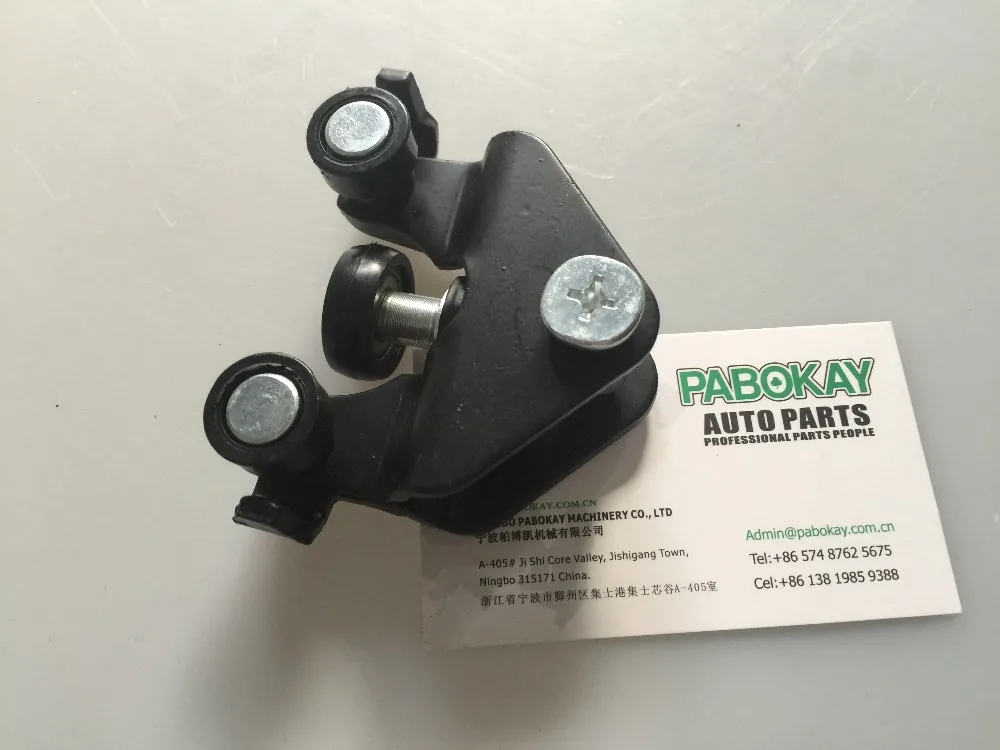 Направляющая для раздвижных дверей Vauxhall Opel Combo с нижней стороны 124995096R|side hinges|side