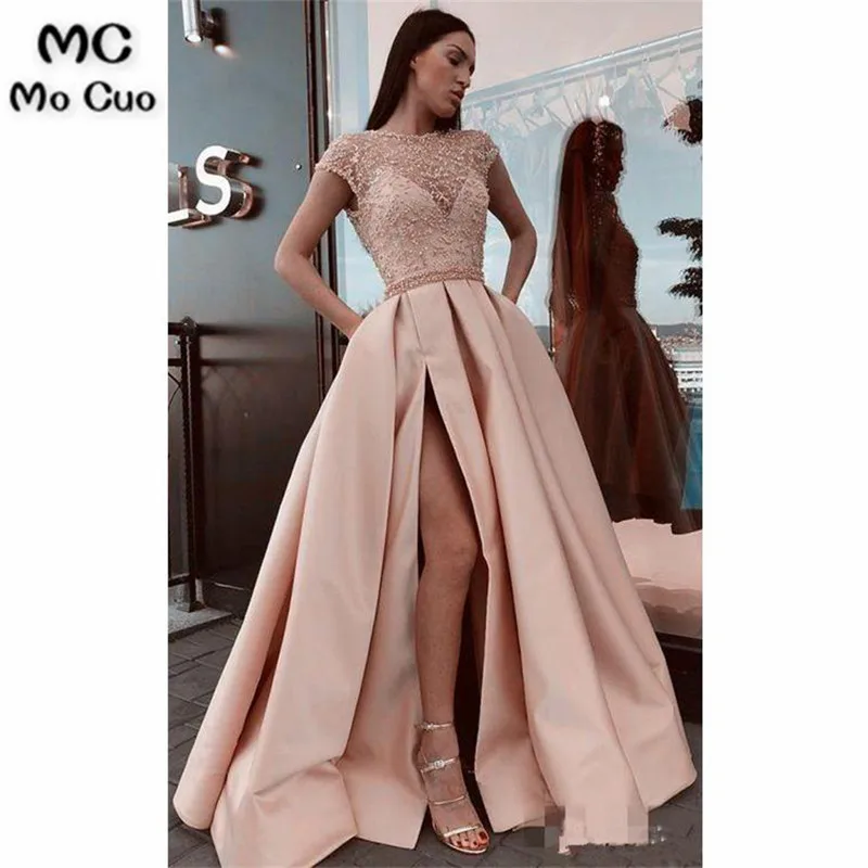 2018 Потрясающие темно розовые вечерние платья с лямкой на шее и бусинами разрезом