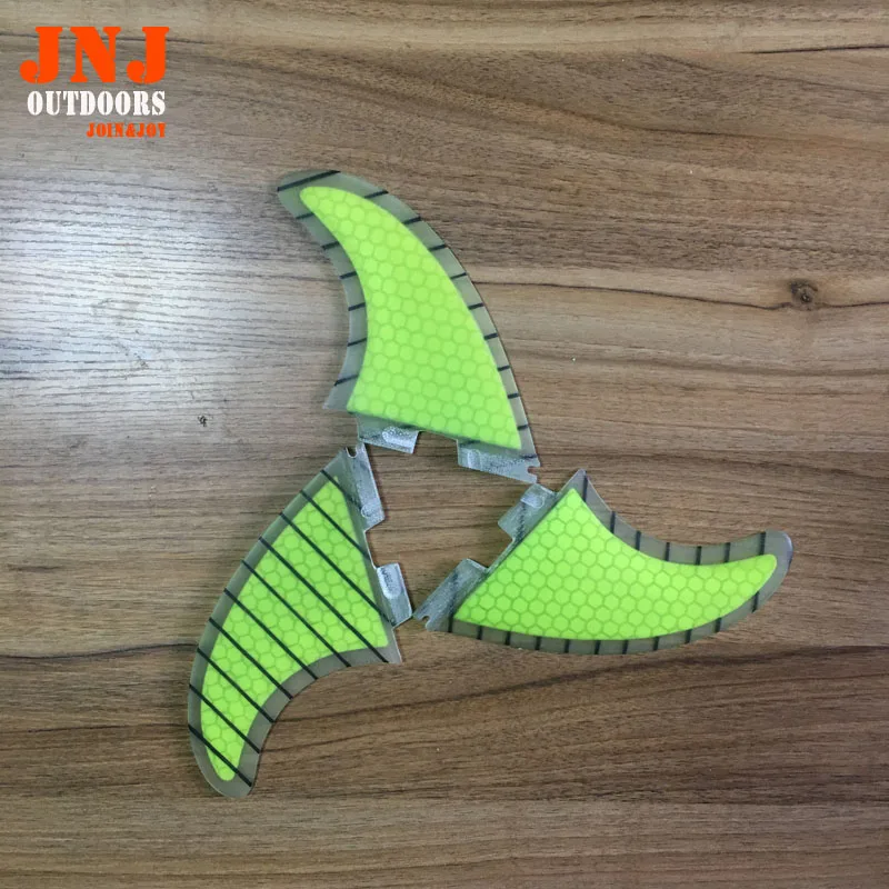 

PERFECT fitted standard FCS 2 M G5 surfboard surfing fins FCS II thruster with honeycomb