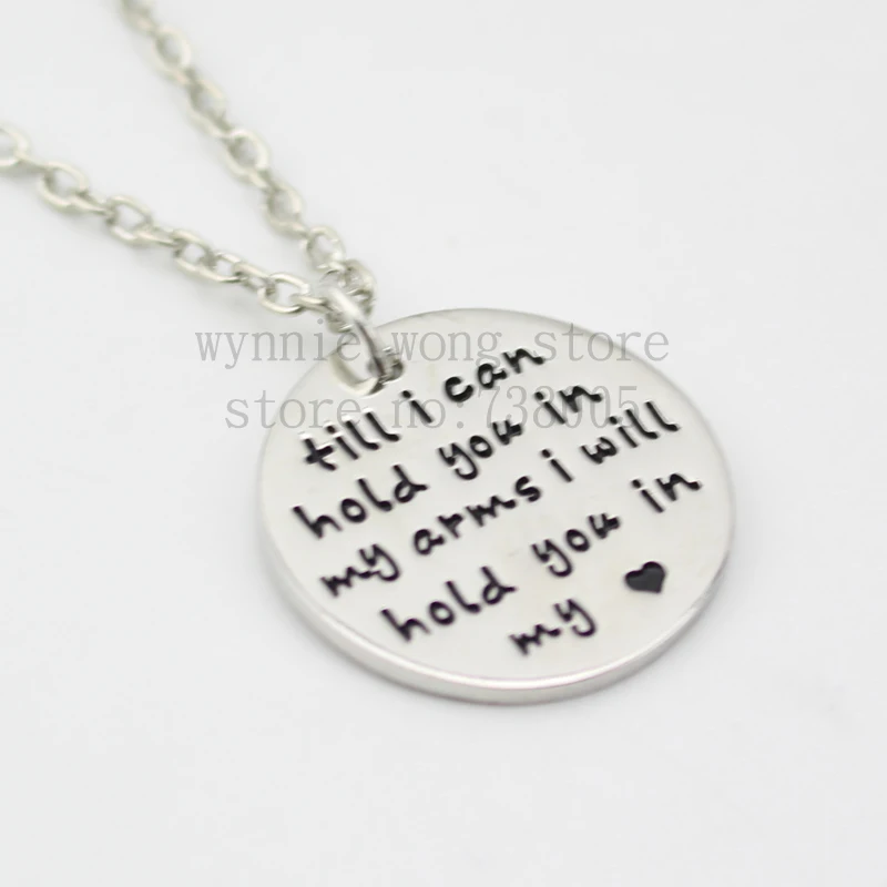 Персонализированное ювелирное изделие на память 2015 года "До тех пор, пока я не смогу обнять тебя в своих руках" серебряное подвесное ожерелье.