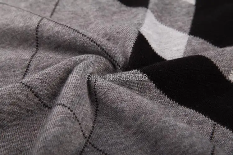 

High Quality Autumn Mens v Neck Sleeveless Sweater Fashion Male Argyle Wool Knit Vest