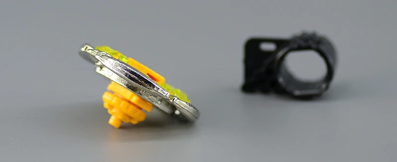 Beyblades металлическая пусковая установка вращающаяся игрушка верхняя термальная