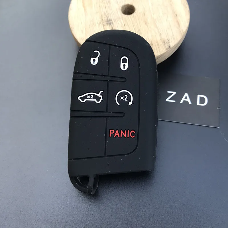 ZAD силиконовый чехол для ключей автомобиля, брелок для Jeep Renegade Compass Grand Cherokee для Chrysler 300C Wrangler Dodge, автомобильные аксессуары - Название цвета: black with white