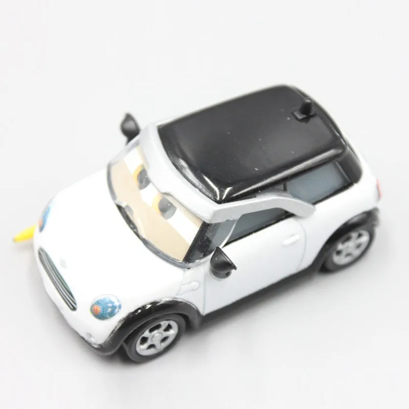 Pixar Cars 2 милые Mini Cooper Молния Маккуин 1:55 Весы Diecast металлического сплава Modle