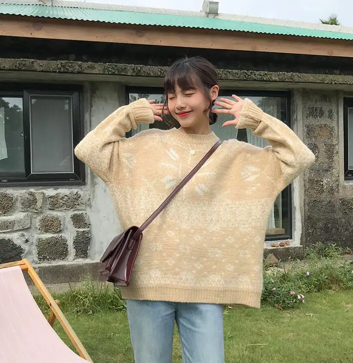 

Autumn and winter retro loose hit color pullover sweater women