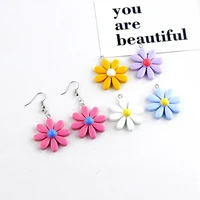 20pcs 2222mm daisy flowers resin charms flatback sticker pandents earring charm craft jewelry making ornament decoration yz473