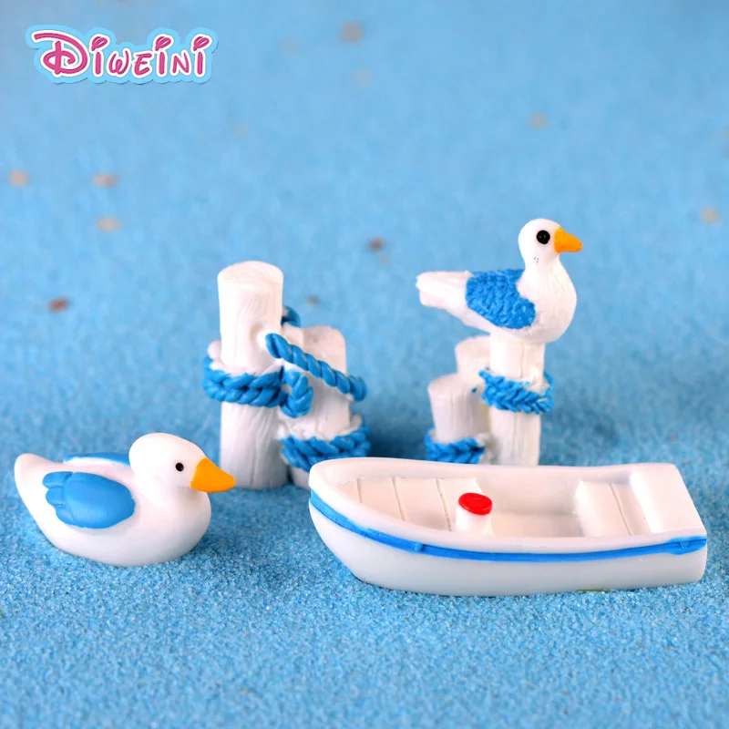 

5pcs Seagull Boat Figures Dolls House DIY Miniature 3D Figurines Decoration Dollhouse Toys Children Birthday Gifts Accessories