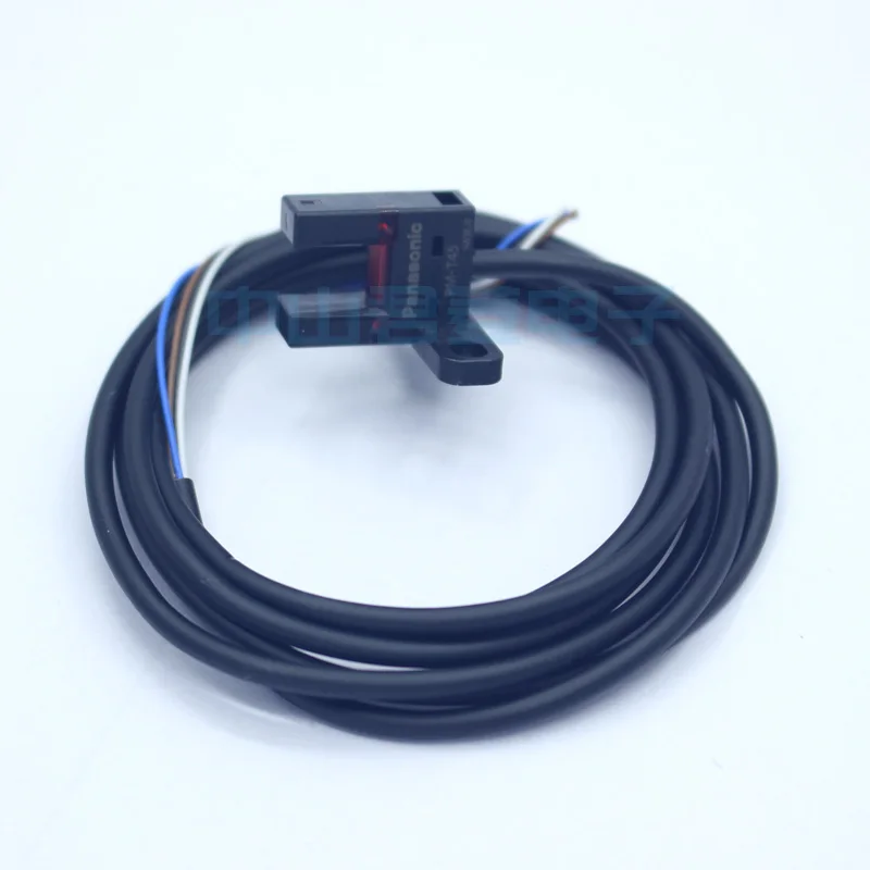 

Free Shipping Panasonic Panasonic PM-T45 Groove photoelectric switch sensor Brand new genuine authentic