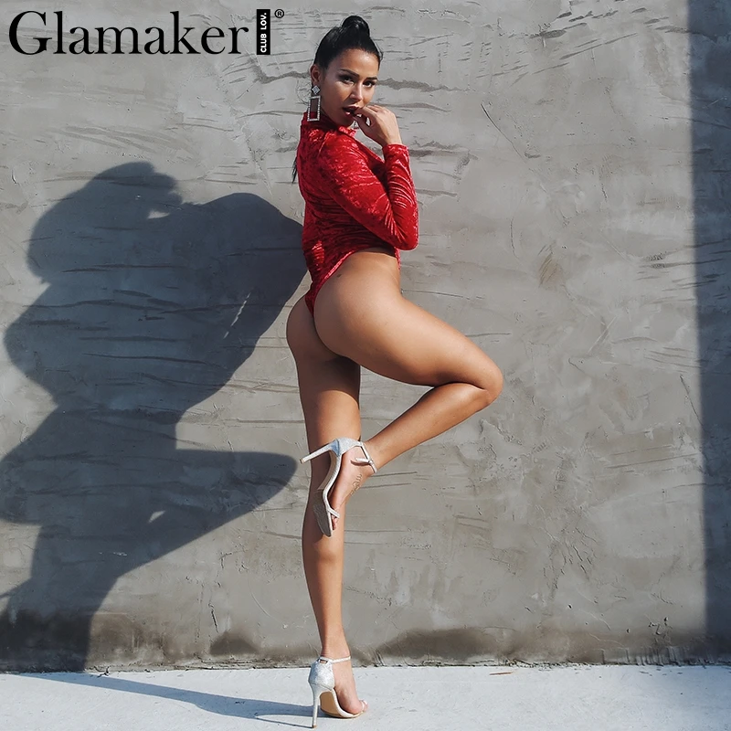 Женский велюровый комбинезон Glamaker красный короткий с длинными рукавами и