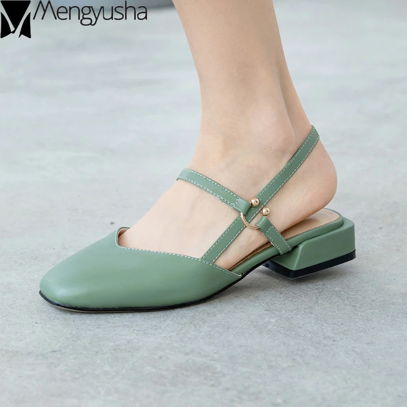 Босоножки женские на квадратном каблуке летние туфли с закрытым носком ремешок