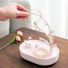 LIYIMENG органайзер для макияжа, шкатулка для ювелирных изделий, ожерелья, пластиковая коробка для косметики, коробка для сережек, стойка для ванной, Настольная полка