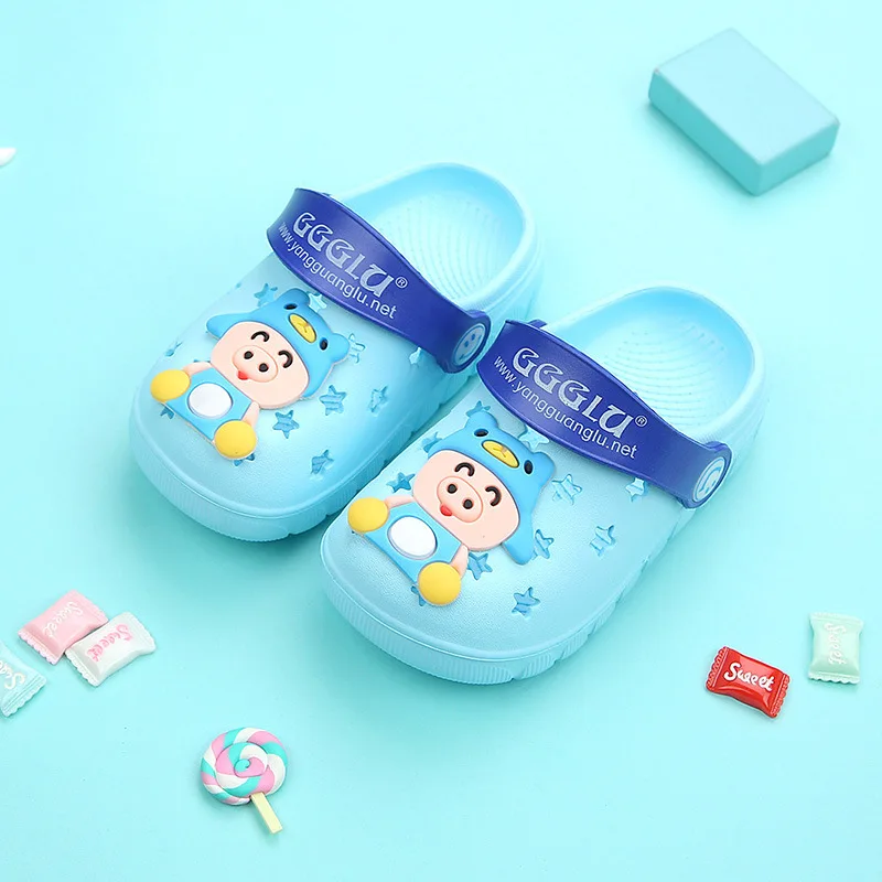 SKY BLUE PIG Детские тапочки; коллекция года; сезон весна-лето; новые детские Нескользящие сандалии Baotou для мужчин и женщин; домашняя обувь с отверстиями - Цвет: SKY BLUE PIG