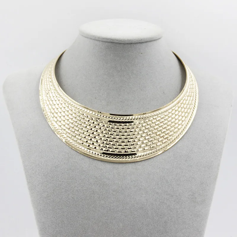 Новая Мода Сплава Крутящий Момент Neck Choker ожерелье Себе Ювелирные Изделия Полые
