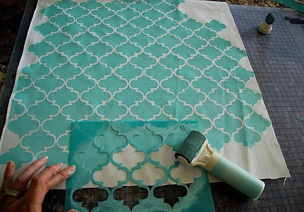 

Decorative Layering Heart Stencils for DIY Scrapbooking/photo album Decorative Embossing DIY Paper Cards Crafts