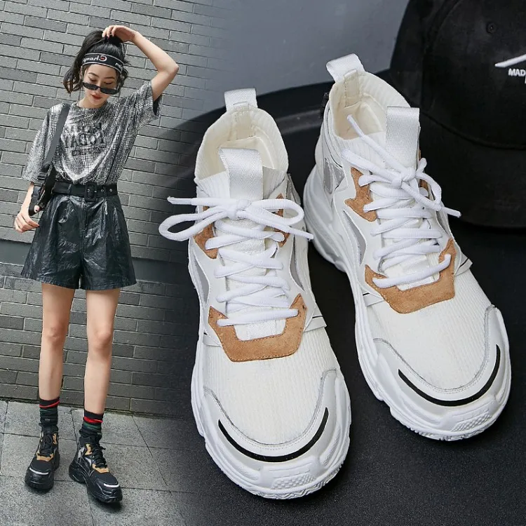 Женские кроссовки из натуральной кожи на высокой платформе полусапожки