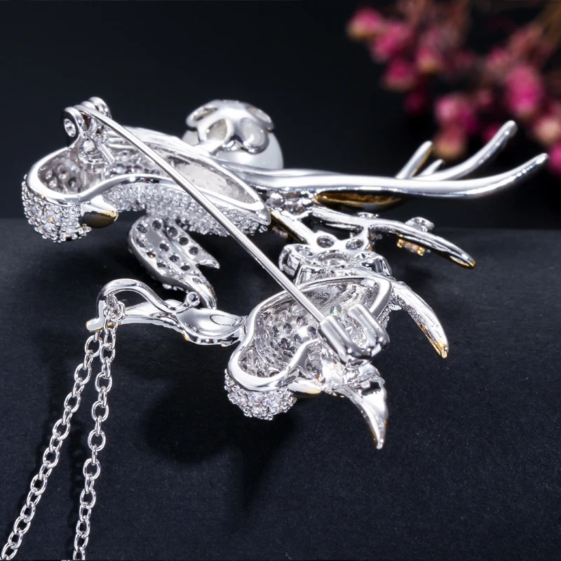 CWWZircons Lucky Bird дизайн сверкающий кубической формы циркониевый Элегантный большой Эмаль Брошь для женщин шарф Пряжка ювелирные аксессуары BH013