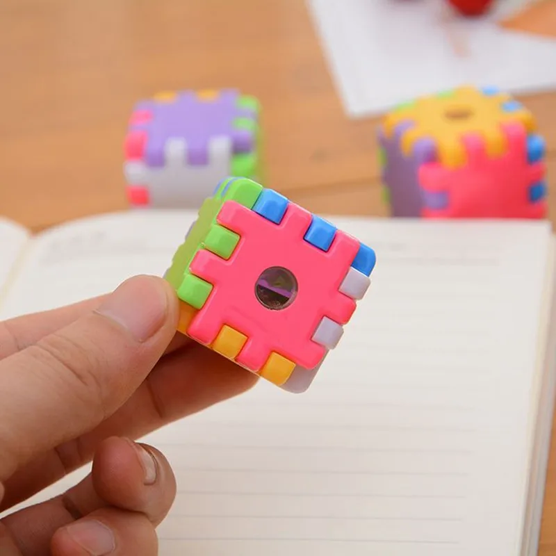 Coloffice 2PCS/Lot Candy Color Plastic Pencil Sharpener Standard Stationery School Office Supplies Creative Gifts For Kids Prize