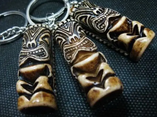 

24 pcs Cool Boy Men's Tribal totem tiki keyrings Keychains Gifts