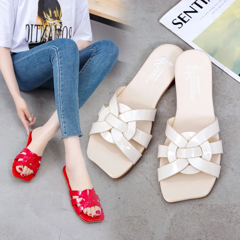 Шлепанцы женские на плоской подошве пляжные сандалии повседневная уличная обувь