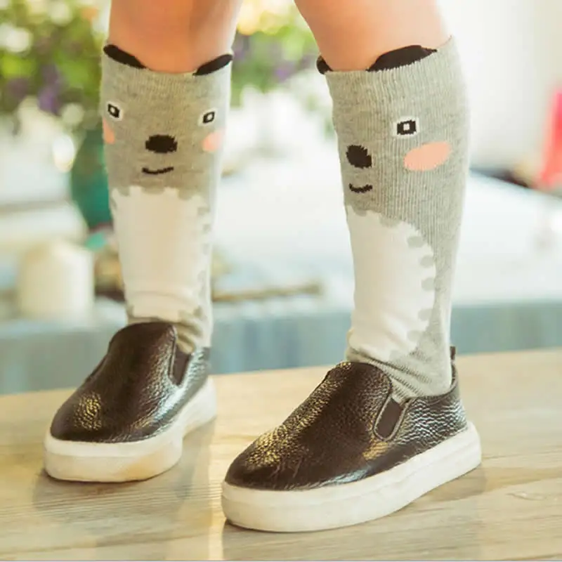 Gray bear Гольфы для маленьких девочек детские милые однотонные хлопковые длинные черные носки без пятки для девочек носки для кроссовок с тремя полосками - Цвет: Gray bear