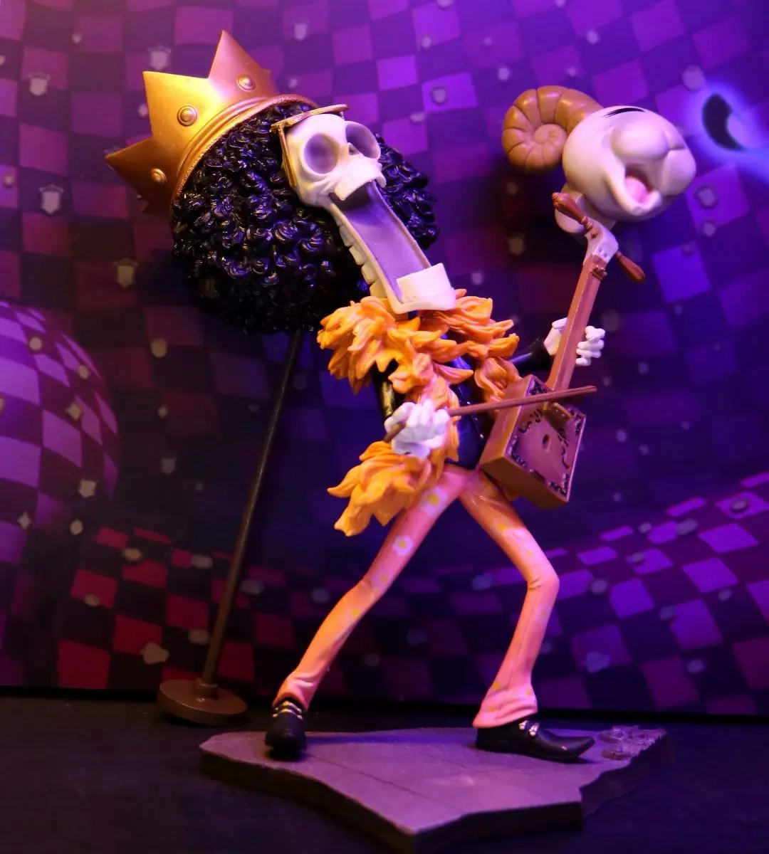 Аниме One Piece Brook играет Erhu 2018 китайский новый год Ver. Милая фигурка модель