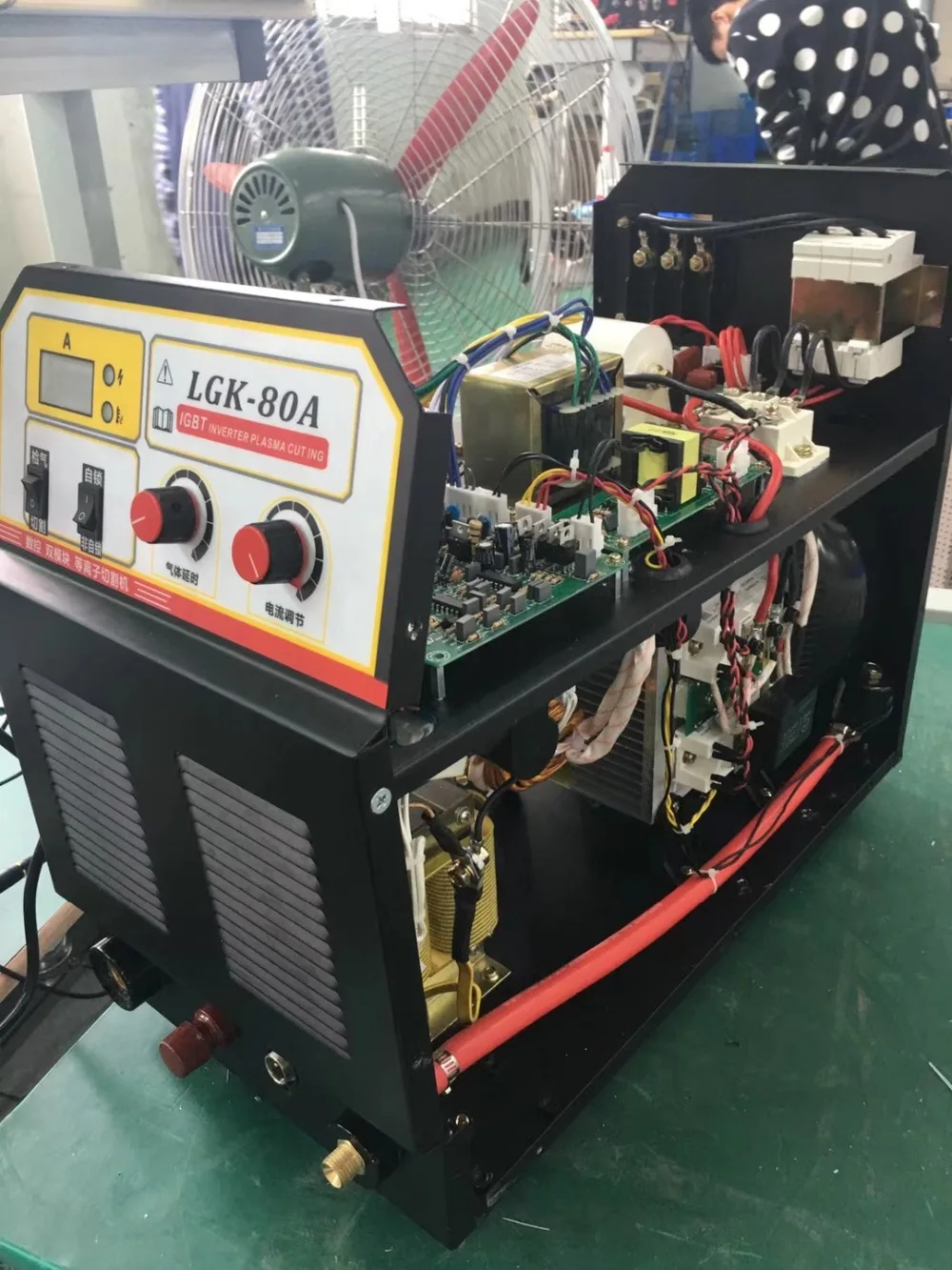 Инвертор постоянного тока воздуха плазменной резки Оборудование LGK 80A (CUT 80A) резак
