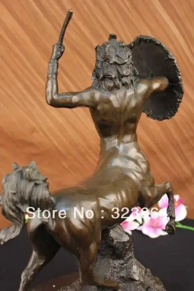 Мощный центаур греческой мифологии бронзовая статуя скульптура потерянный Воск