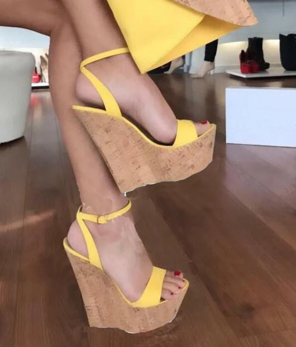 

Moraima Snc Hot Selling Open Toe Platform Wedge Sandal for Woman Cutouts Super High Ankle Strap Gladiator Shoes Summer Heels