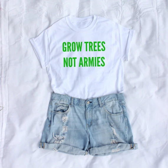 Растут деревья не армии зеленый костюм (футболка с принтом буквами для женщин