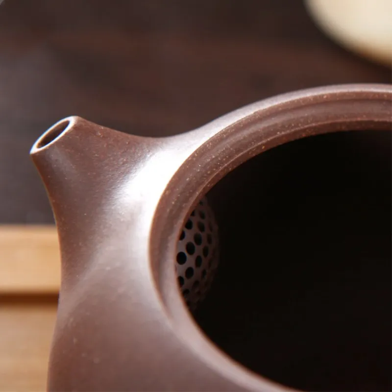 

High quality New 1pcs 210ml Authentic Yixing Teapot Master Handmade Chinese Health Purple Clay KungFu TeaSet Xi Shi Pot