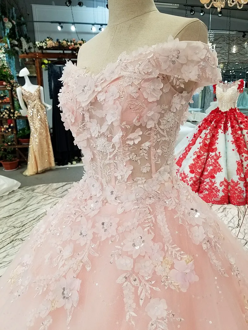 Розовые платья Quinceanera Цветы Кружева Аппликации бальное платье с блестками с открытыми плечами с короткими рукавами день рождения платья принцессы