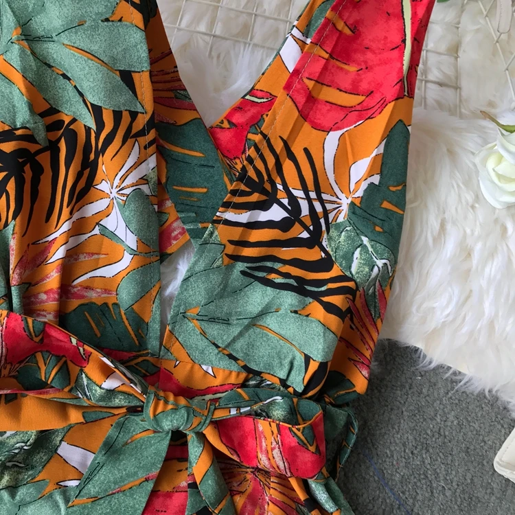 Пляжный Boho короткий женский летний комбинезон с открытой спиной и v-образным вырезом без рукавов комбинезон корейский цветочный принт плюс размер женский комбинезон