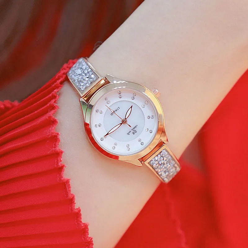 rose gold color Лидирующий бренд элегантные женские часы женский браслет с шармами часы светящиеся девушки модные повседневные часы женские часы с золотым наполнением - Цвет: rose gold color