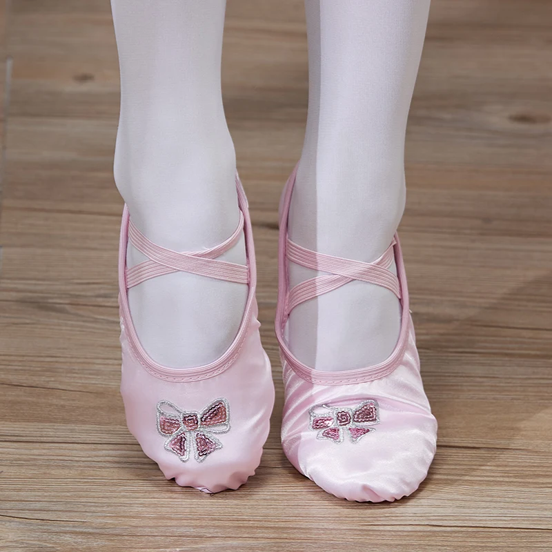 

Soft Canvas Ballet Shoes Dance Shoes for Girls Kids Children High Quality Dance Slipper Ballerina Shoes