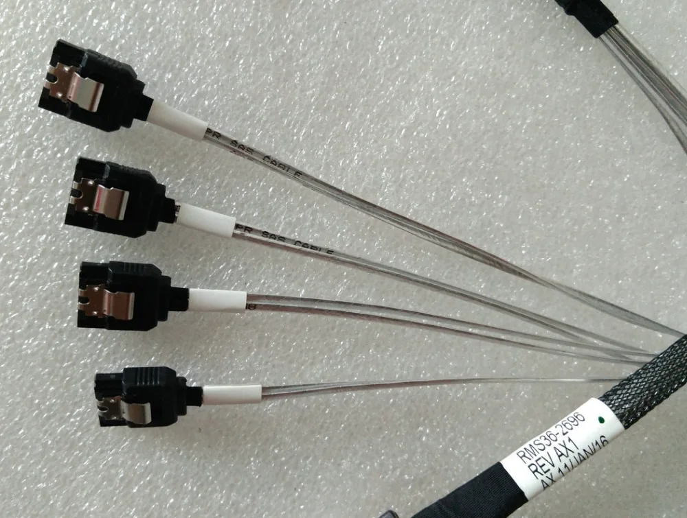 RaidStorage Amphenol RMS36-2696 REV AX1 Дата производства: новейший SFF8087 в SATAx4 MiniSAS 6 ГБ/сек. RAID