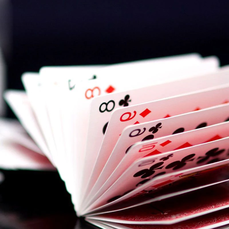 Волшебная электрическая колода (соединение с невидимой нитью) карт розыгрыш