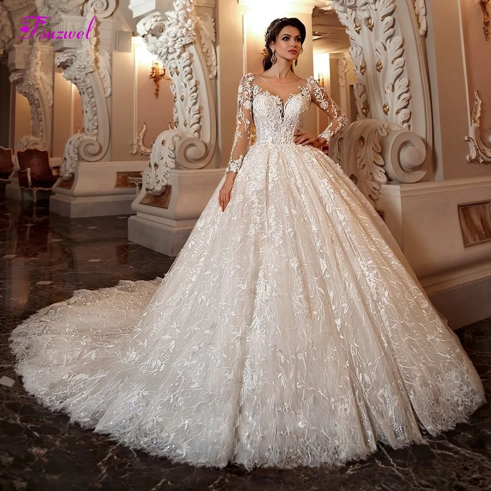 

Fsuzwel Gorgeous Appliques Chapel Train Lace Ball Gown Wedding Dress 2023 Sexy Scoop Neck Long Sleeve Beaded Princess Bride Gown