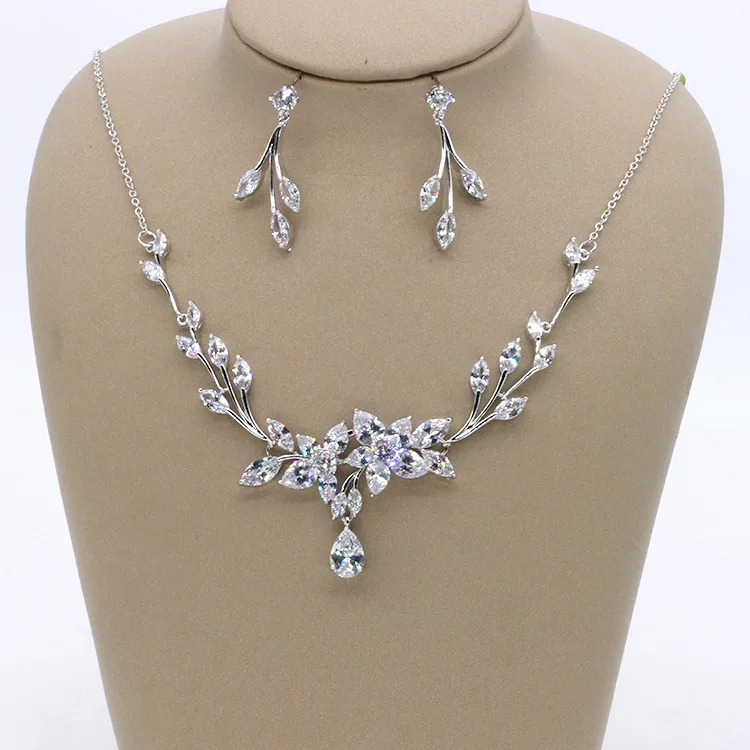 

SLBRIDAL Pave Setting Copper Alloy Wedding Cubic Zircon Jewelry Set Bridal CZ Necklace Earring Set Banquet Party Jewelry Women