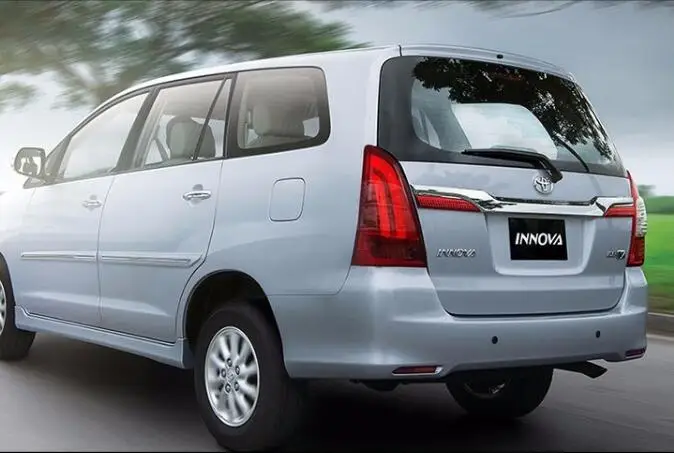 Автомобильный бампер лампа задние фонари для Innova 2012 2013 2014 год светодиодные