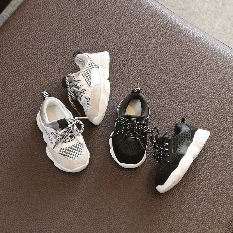 Весенняя детская обувь сетчатая дышащая для отдыха спортивная бега