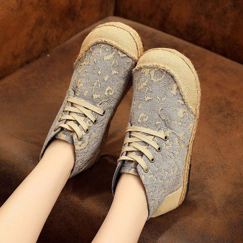Fashion new leopard print women's shoes round head handmade straw thick-soled in the ancient style Hanfu women. | Обувь