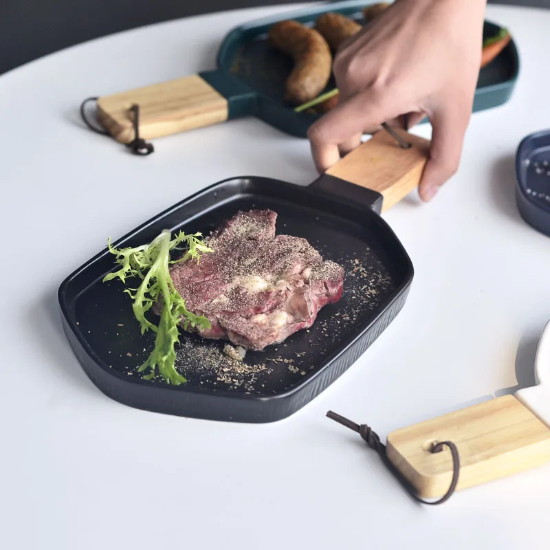 

KINGLANG EU Matte glaze ceramic plate with WOODEN handle Nordic steak dessert plate dish meal home kitchen plates