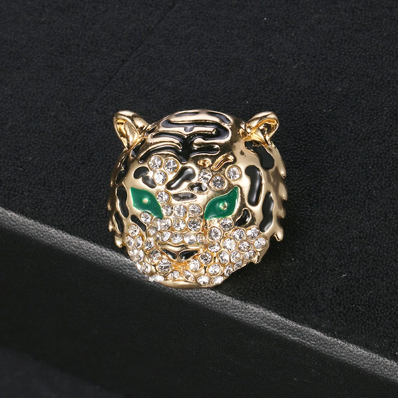 WEIMANJINGDIAN Новое поступление зеленый глаз голова тигра Bijoux металлическая брошь мужские нагрудные булавки