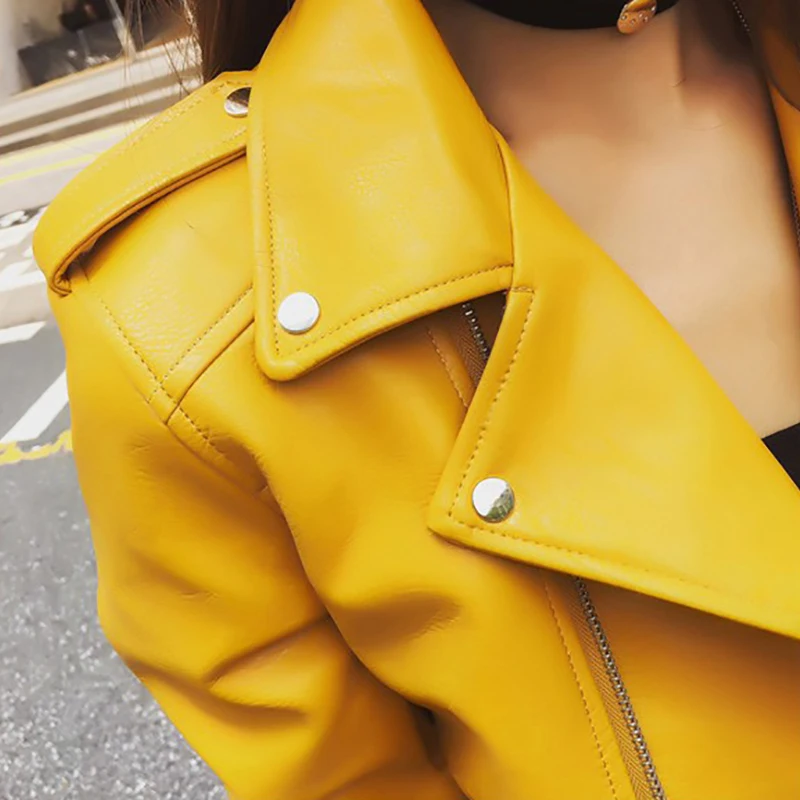 Куртка женская короткая из искусственной кожи приталенный Байкерский жакет на