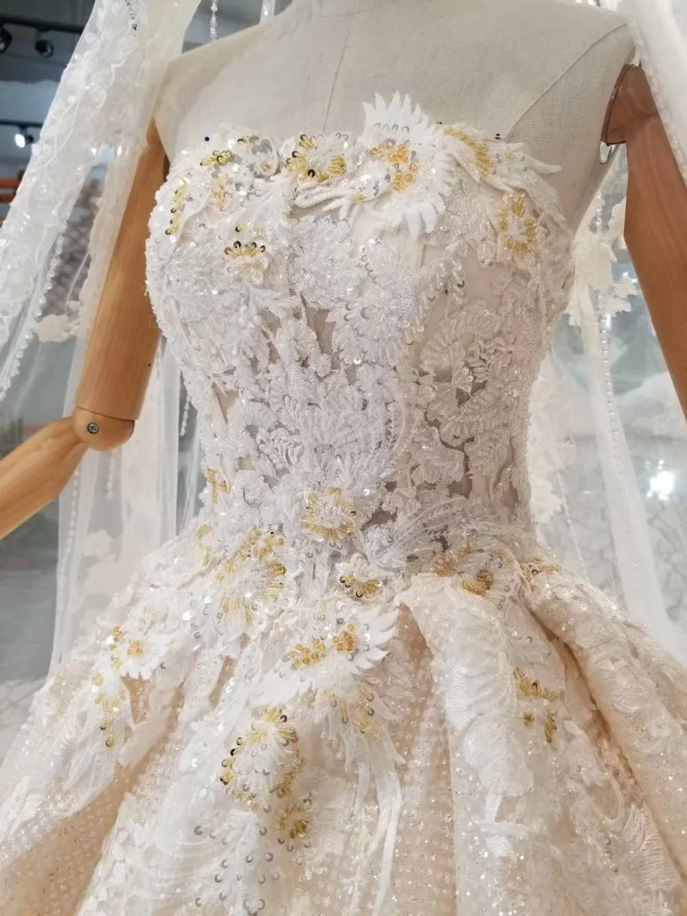 H&S BRIDAL Strapless champagne wedding dresses robe de marriage Long shinny appliques wedding gowns vestidos de novia 2020