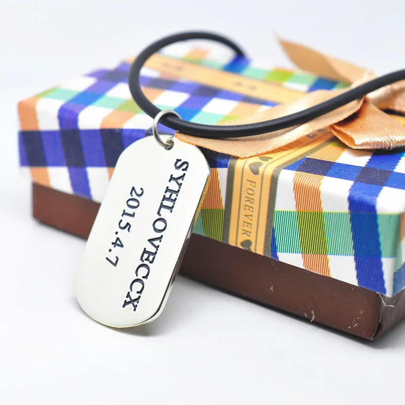 Ожерелье с именной табличкой для мужчин персонализированное ювелирное изделие