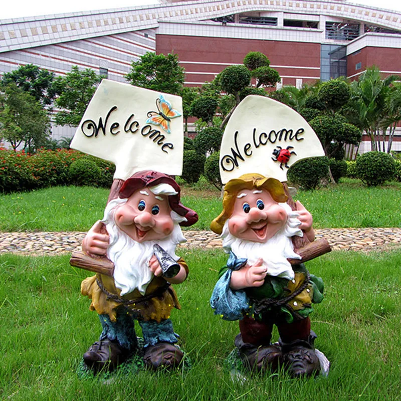 

Cartoon Small Dwarf Villa Courtyard Garden Decoration Ornaments Home Outdoor Garden Landscape Statue M1630