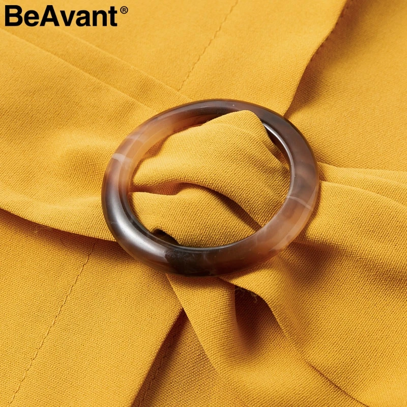 Женское платье в полоску BeAvant винтажное средней длины с треугольным вырезом и