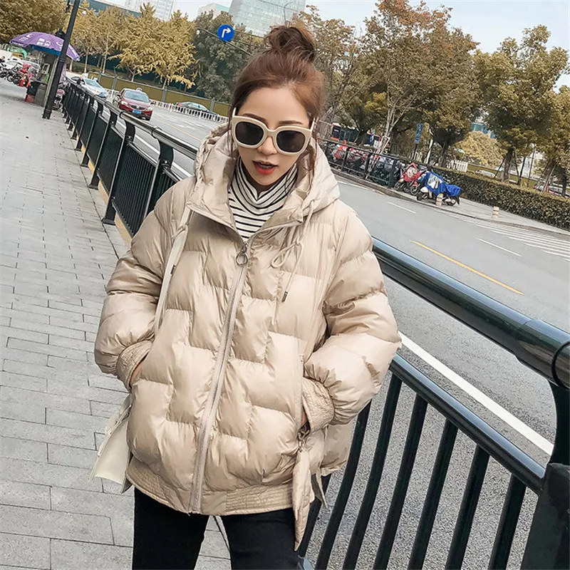 Модное короткое хлопковое пальто для женщин, зимняя Новинка, прямая свободная Толстая хлопковая куртка, Женская парка YY177