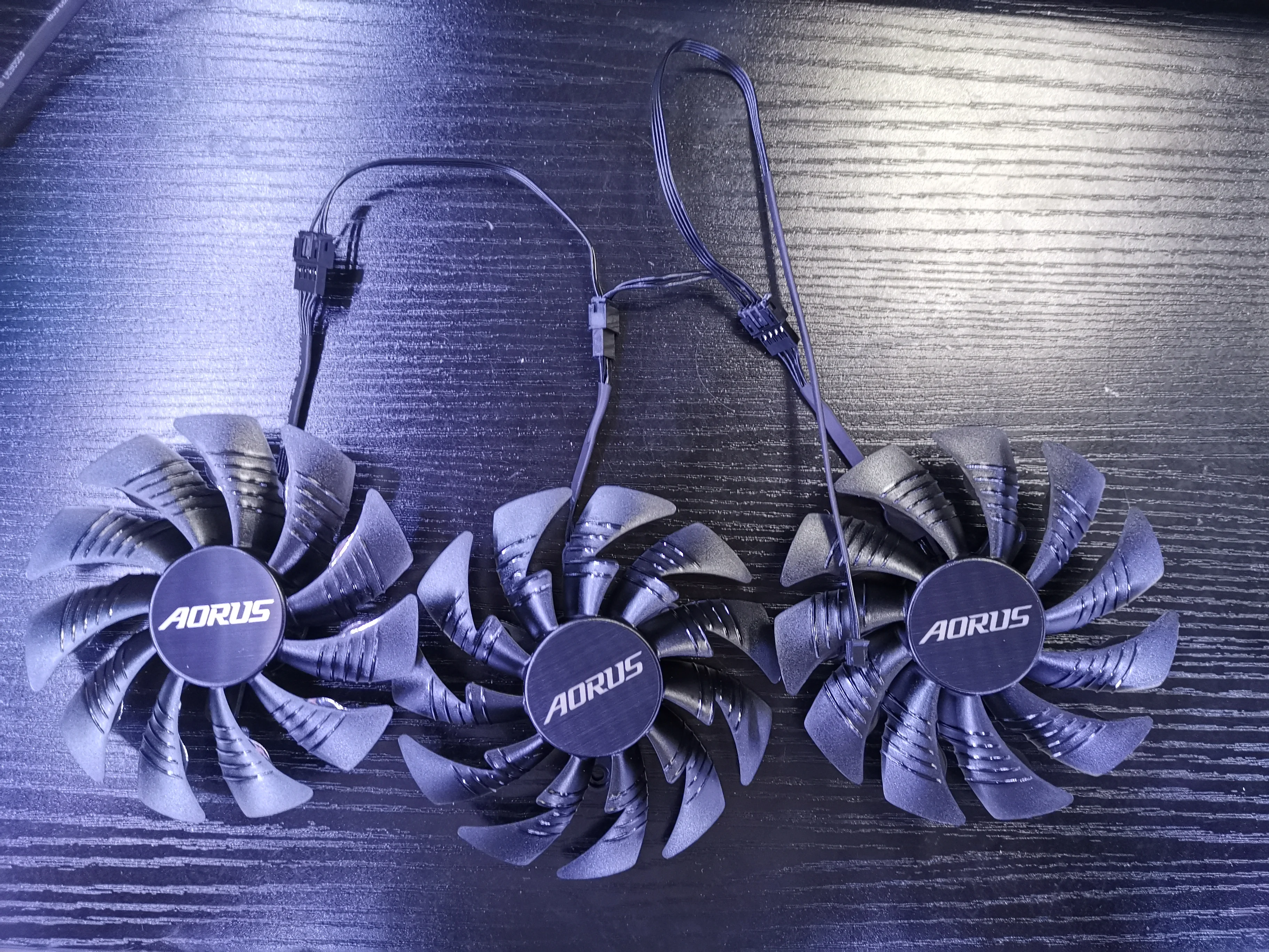 Вентилятор для видеокарты GIGAYTE AORUS GeForce GTX 1080 Ti 1080Ti RTX2060 Xtreme Edition 95 мм T129215BU 12 В 0 55a